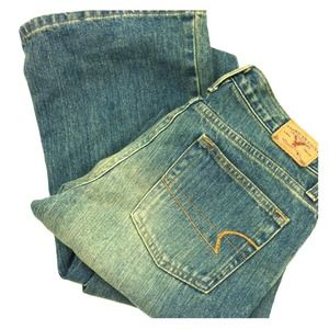 ** new price** American Eagle Stonewashed denim