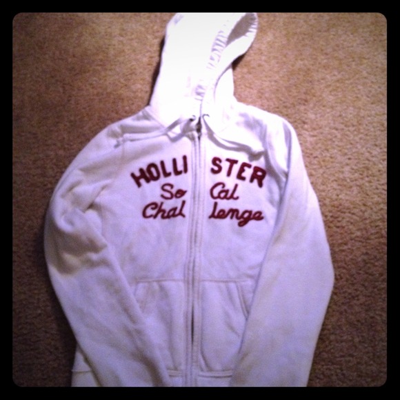 White Hollister zip hoodie💋
