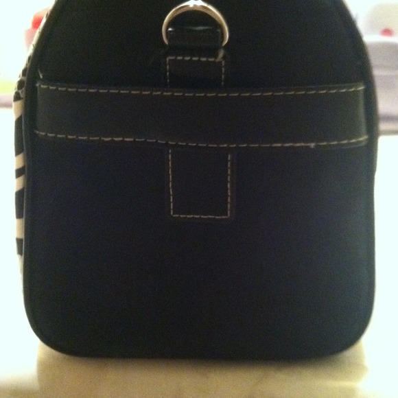 Purse!!! - Picture 2 of 3