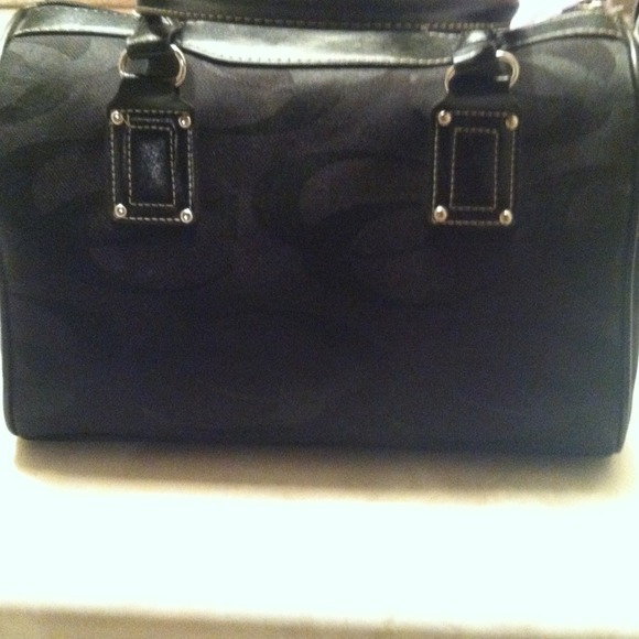 Purse!!! - Picture 3 of 3