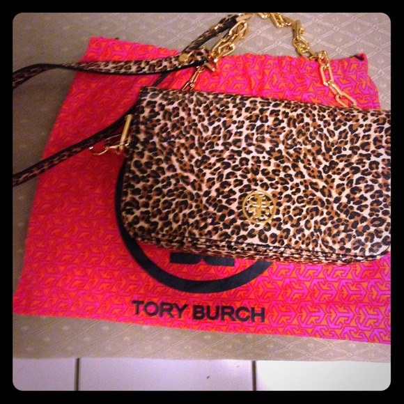 Authentic Tory Burch Leopard Robinson Purse