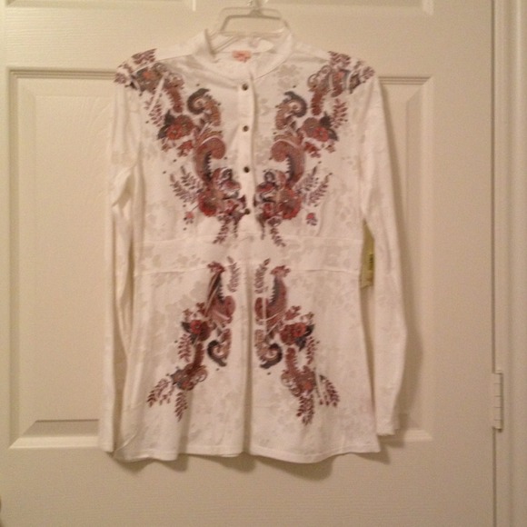🚫SOLD🚫Reba shirt brand new