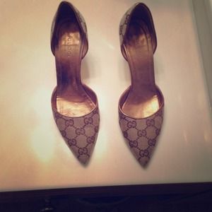 Authentic Gucci Shoes in Good Condition