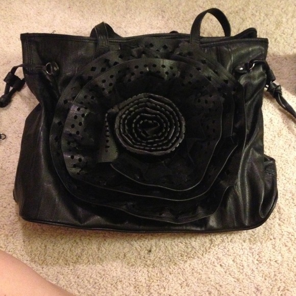 Large black Rosé purse