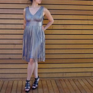 🎉Host Pick Trends to Try🎉 NWT Mikael Aghal Dress