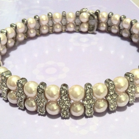 Pink pearl earring and choker set - Picture 2 of 2