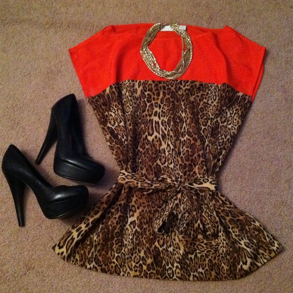 Red and leopard print top