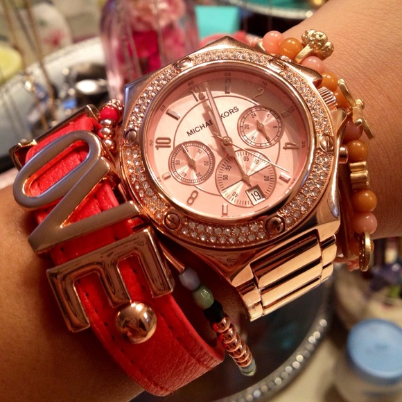 BCBG LOVE bracelet