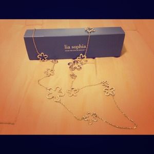 ✨Reduced✨ Lia Sophia necklace