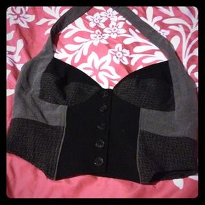 Studio Y halter vest