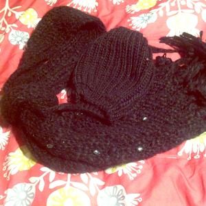 Black scarf and beanie
