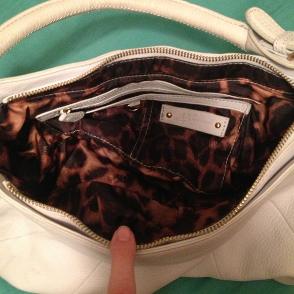 AUTHENTIC B. Makowsky Purse! REDUCED!!! 💥 - Picture 3 of 4