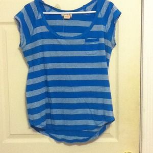 Blue and white striped T