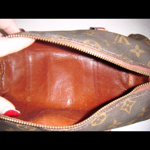 SOLD - Picture 2 of 3