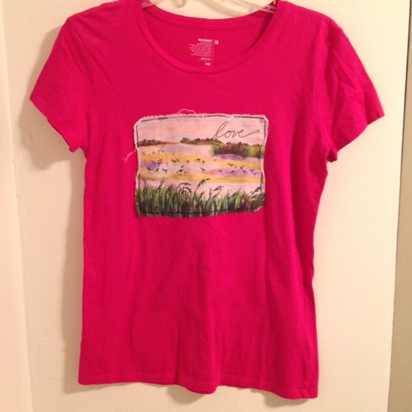 🚫SOLD🚫Old Navy Tshirt