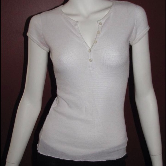Light weight white T
