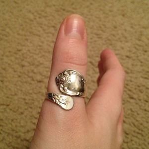 ✋✋24 hr. RESERVE Spoon Ring✋✋