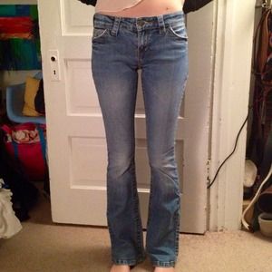 Cute jeans!