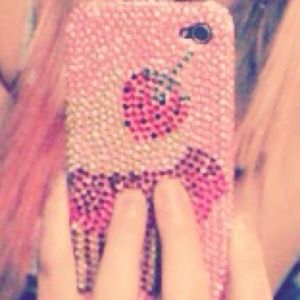 This is pretty much a brand new phone case !!