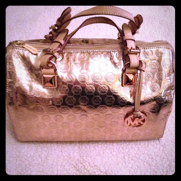 Michael Kors Handbags - 😻JUST REDUCED $90🌷Michael Kors rose gold grayson