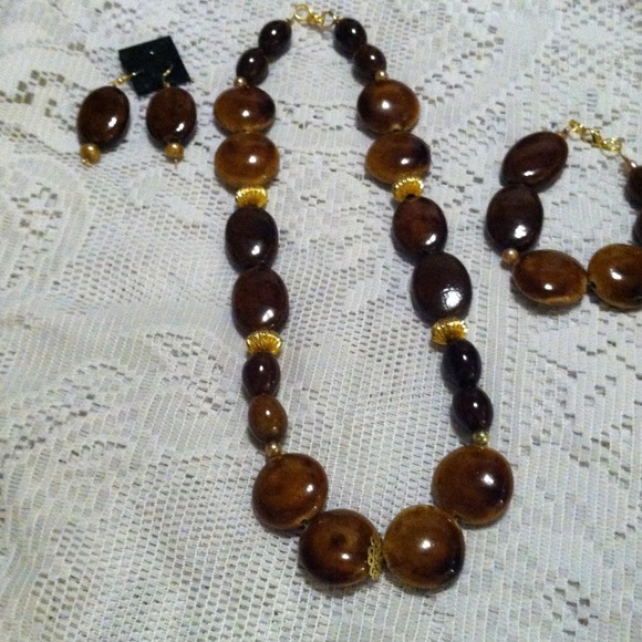 3 piece chunky necklace bracelet and earrings - Picture 1 of 4