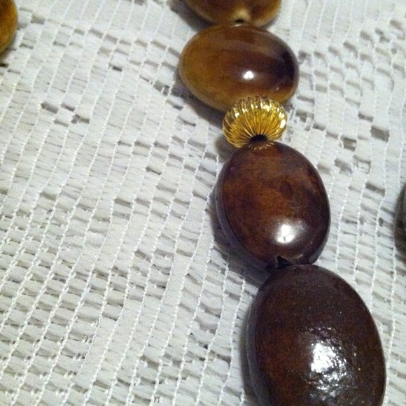 3 piece chunky necklace bracelet and earrings - Picture 2 of 4