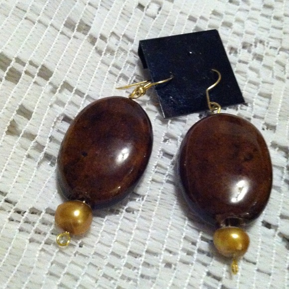 3 piece chunky necklace bracelet and earrings - Picture 4 of 4