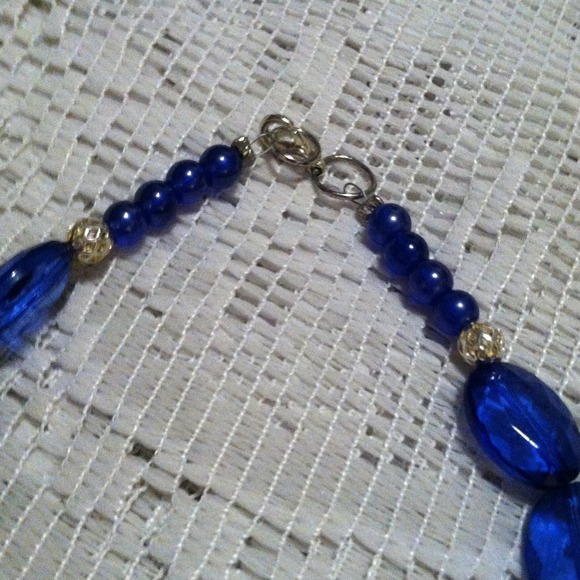 Necklace - Picture 3 of 3