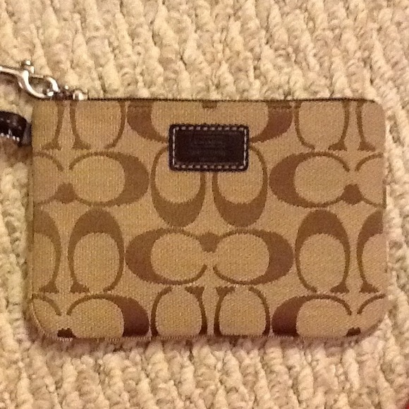 Authentic coach wristlet SOLD!!!
