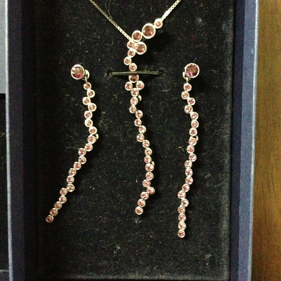 Swarovski Necklace & earring set