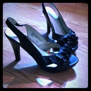 Black xhilaration sling backs