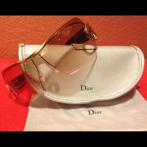 💓Authentic Christian Dior Sunglasses💓