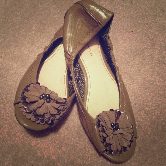 Peep toe ballet style flats & gold belt