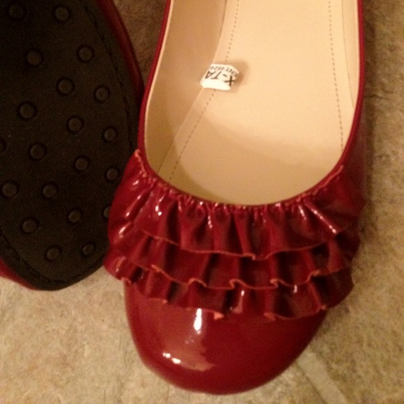 Red Ruffled SOLD - Picture 2 of 2