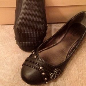 Black leather flats SOLD