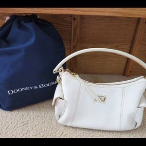 Brand NEW Dooney & Bourke handbag!!!