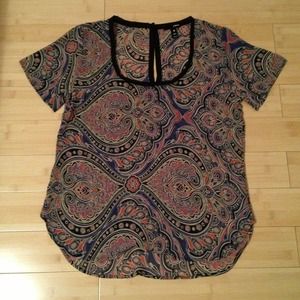 Aqua - Printed top with key hole back closure