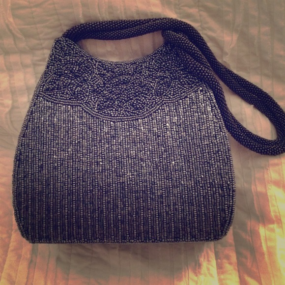 Gorgeous gray beaded purse