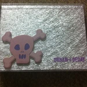 🎉🎉TRADED🎉🎉 New UD eyeshadow