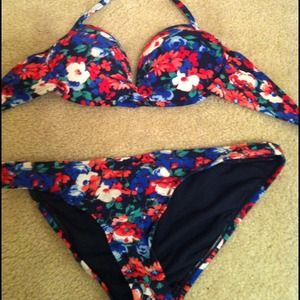 !!!!!!Hold!!!!!! Bikini push ip