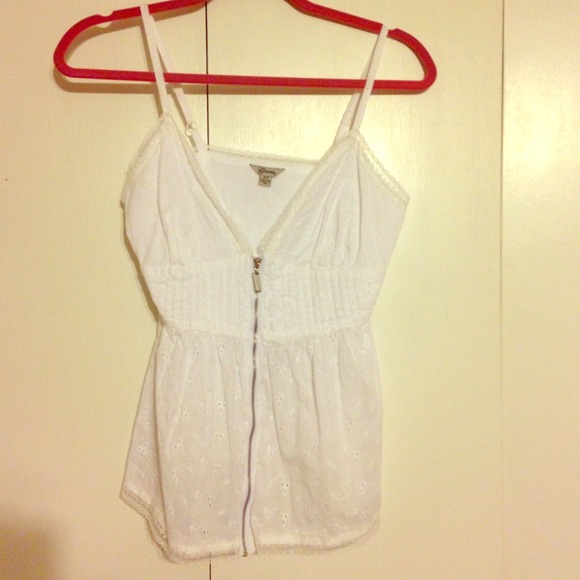 Guess top