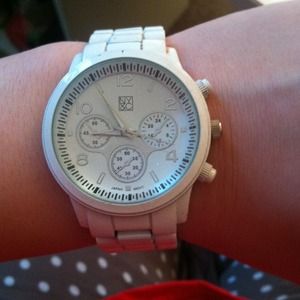New York and company white metal watch