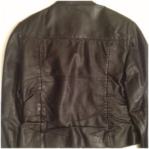 Jackets & Coats - Cropped pin tucked front Leather jacket Jackets & Coats - Cropped pin tucked front Leather jacket