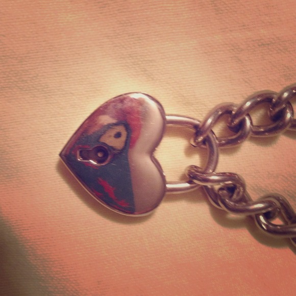 SOLD IN BUNDLE! Punk Heart Padlock Choker