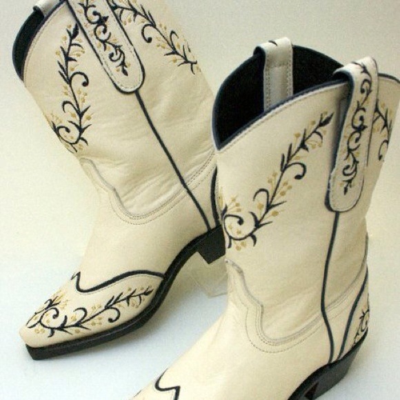 Beautiful J.B. Dillon women's western boots 🌟 - Picture 1 of 3