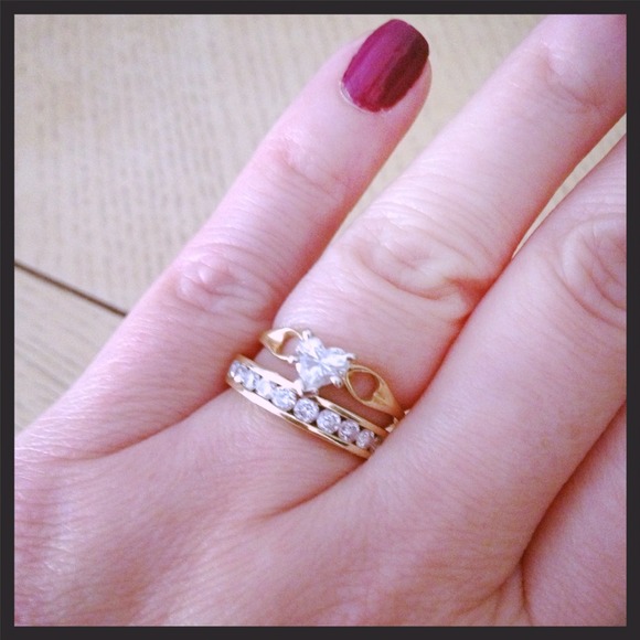 🚫SOLD🚫💍Beautiful wedding band💍