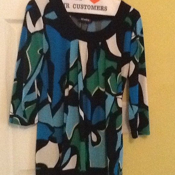 Tunic top size small