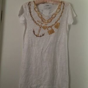 💥💥SOLD💥💥White tee with anchor design