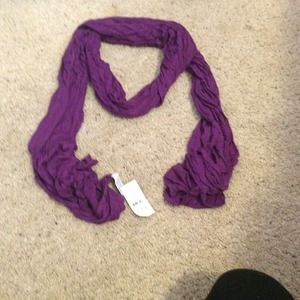 Bundle ! 2 scarves and sweater!