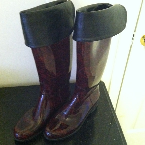 Rain boots
